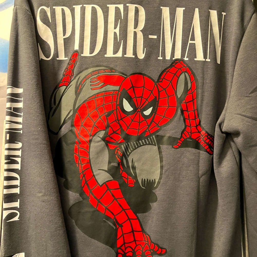 Spiderman Grey Longsleeve NEW medium